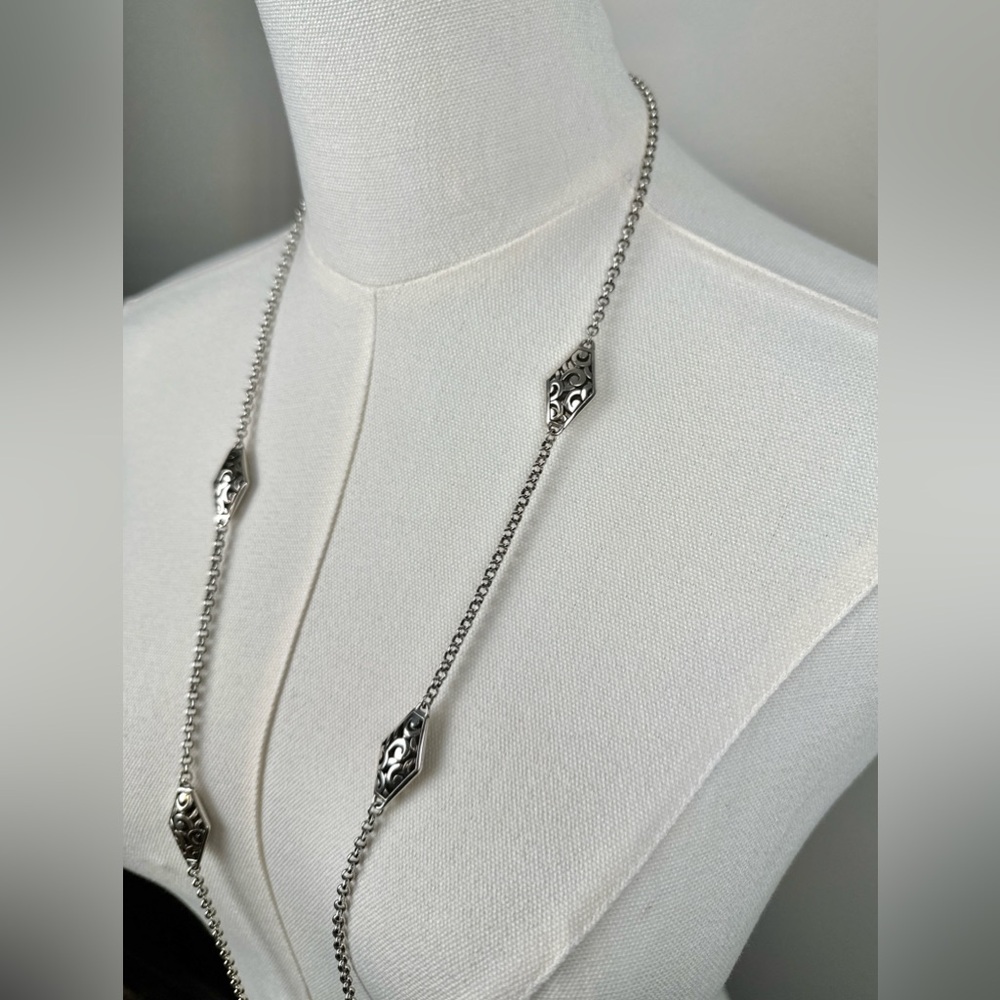 Women’s Brighton long silver necklace with lobster claw closure 38-40 long EUC